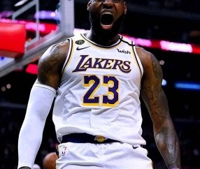 开云真人 -包含詹姆斯在日本队比赛中出色防守，出色防守引发热议！的词条